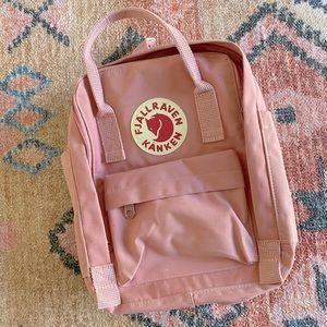 Fjallraven Kanken classic mini backpack